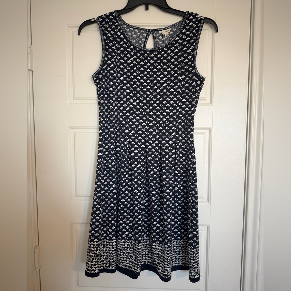 Max Studio Navy and White Floral Midi Dress